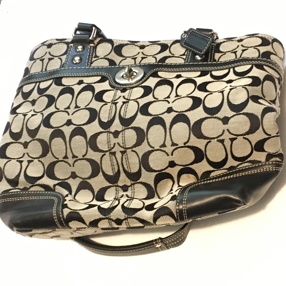 Coach Handbags - Coach Handbag (Send offer!)